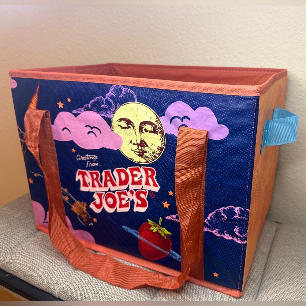 Trader Joe's Stand-Up Collapsible Grocery Tote Bag - Picture 2 of 15